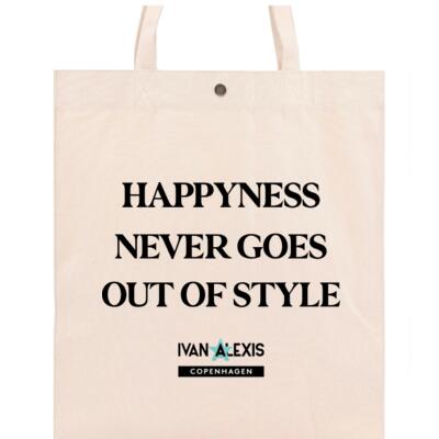 HAPPYNESS NEVER GOES OUT OF STYLE Thumbnail