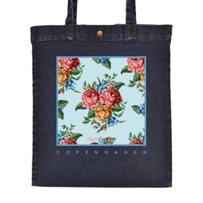 RED FLOWERS ON TIFINIBLUE Thumbnail